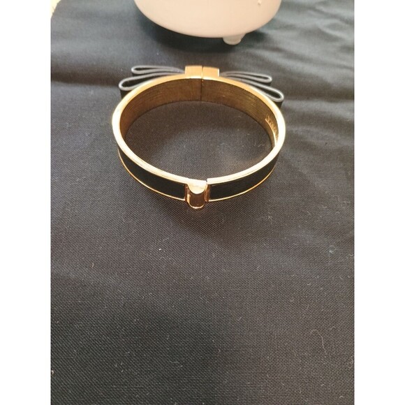 Vince Camuto Women's Black Leather And Gold Tone Magnet Bracelet - Picture 5 of 6